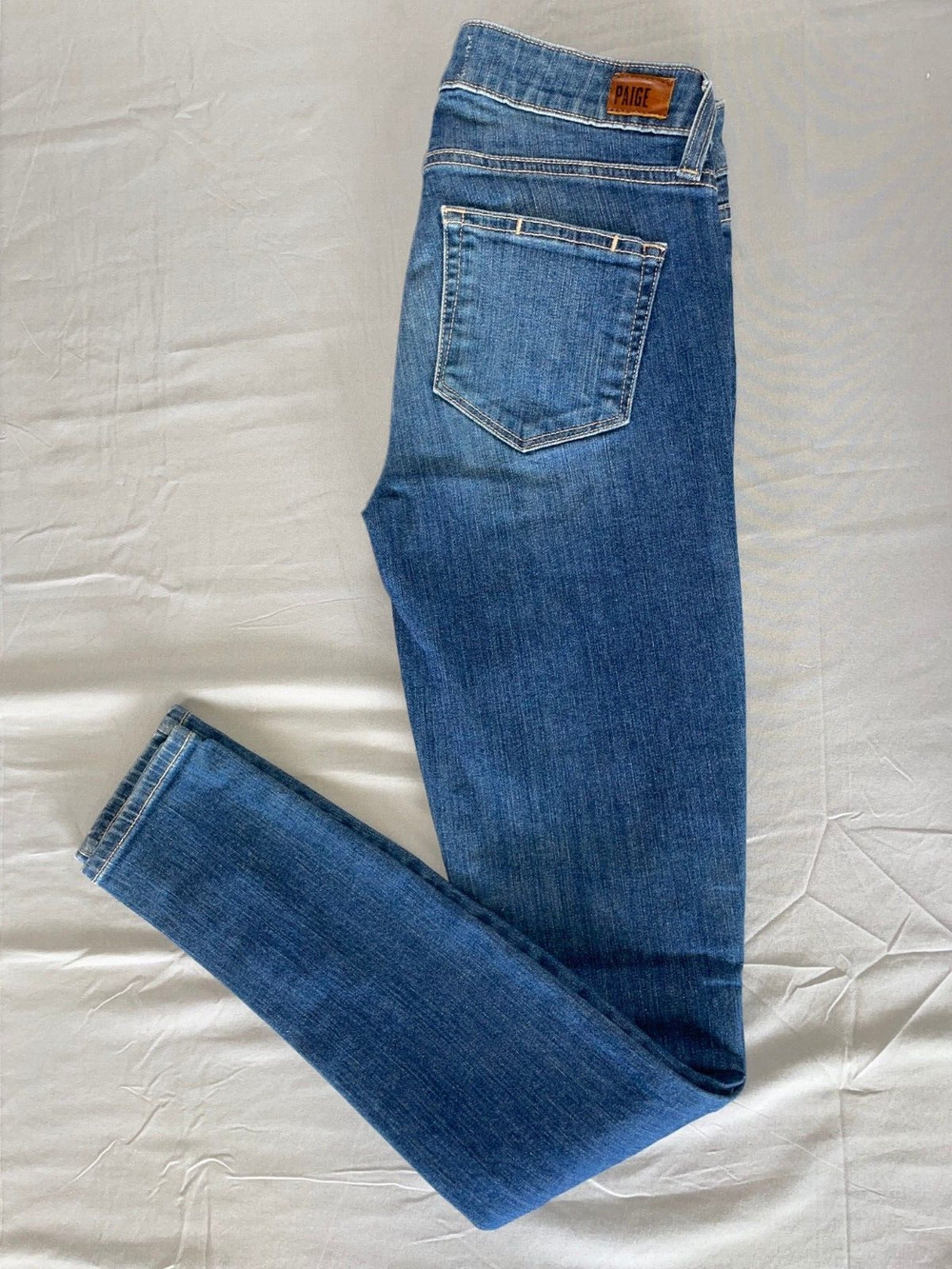 Paige Verdugo Ultra Skinny Destroyed Lightweight Stretch Denim Jeans. Women's 25